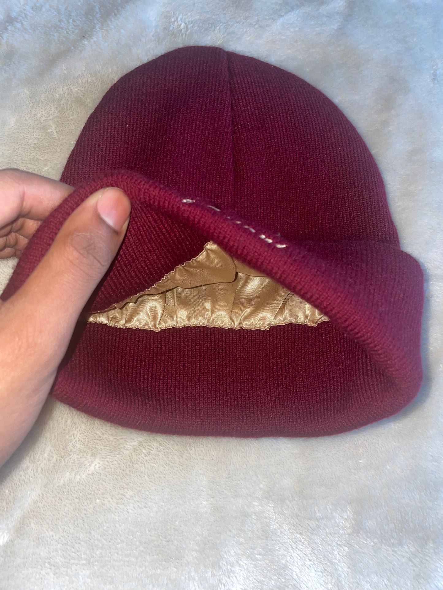 Satin-Lined Beanies (Burgundy+Cream)